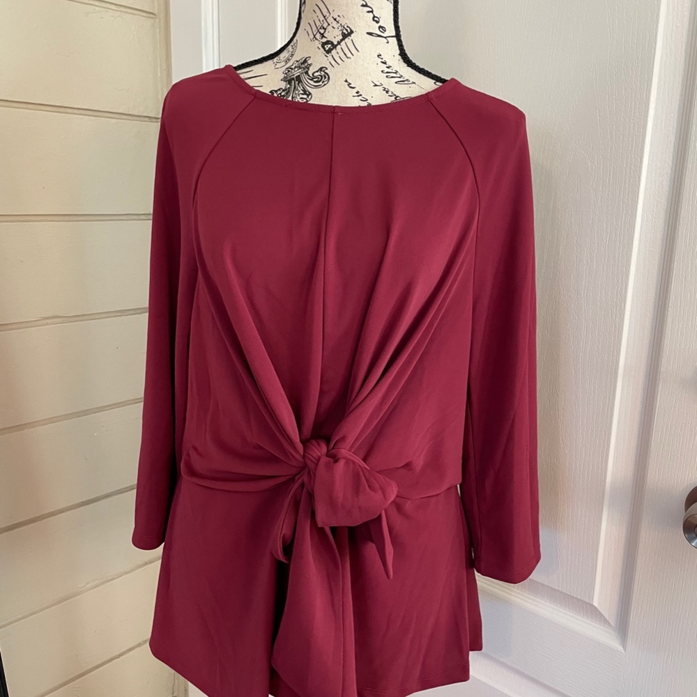 Eloquii 3/4 Sleeve Wrap Peplum Top. Size 14.
